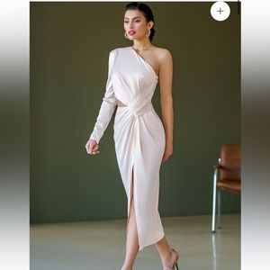 NWT Elágia Off- White One shoulder Cut Out Midi Dress